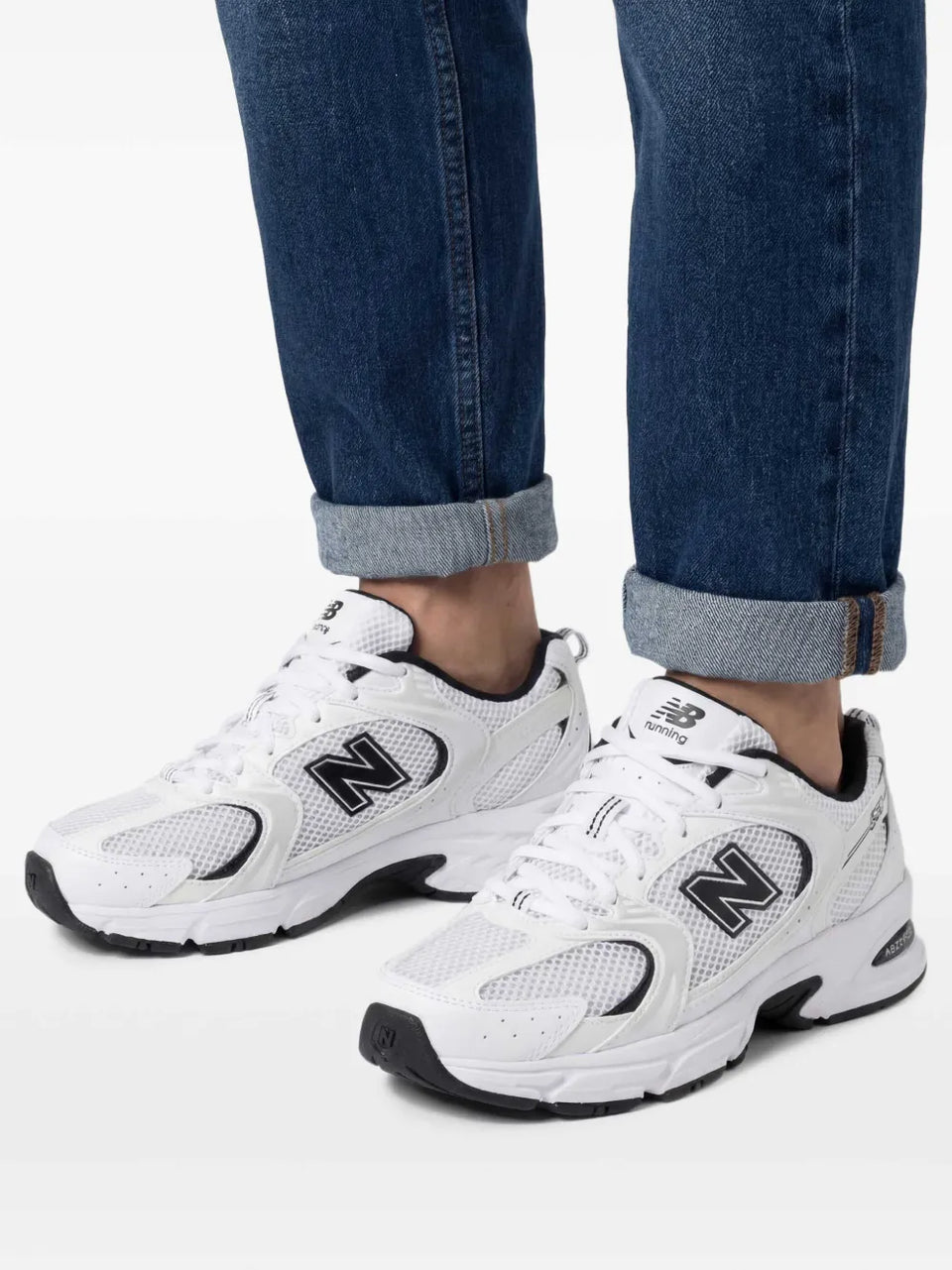 530 low-top sneakers