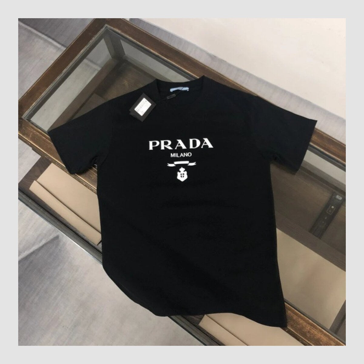 T-shirt Prada — vue 1