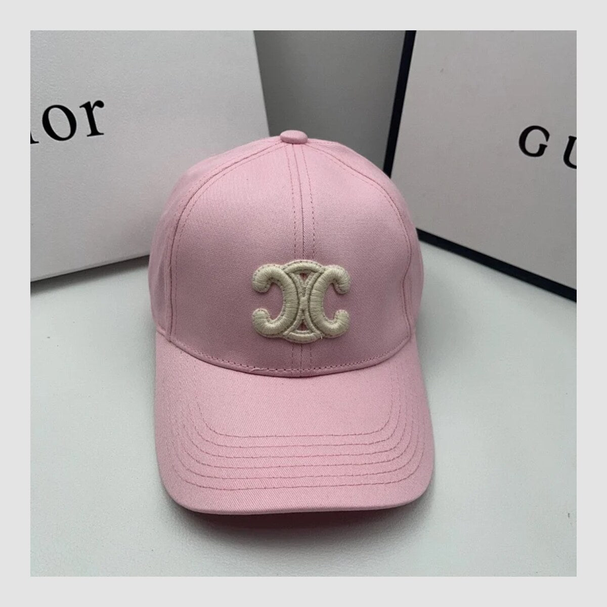 Casquette Chanel — vue 1
