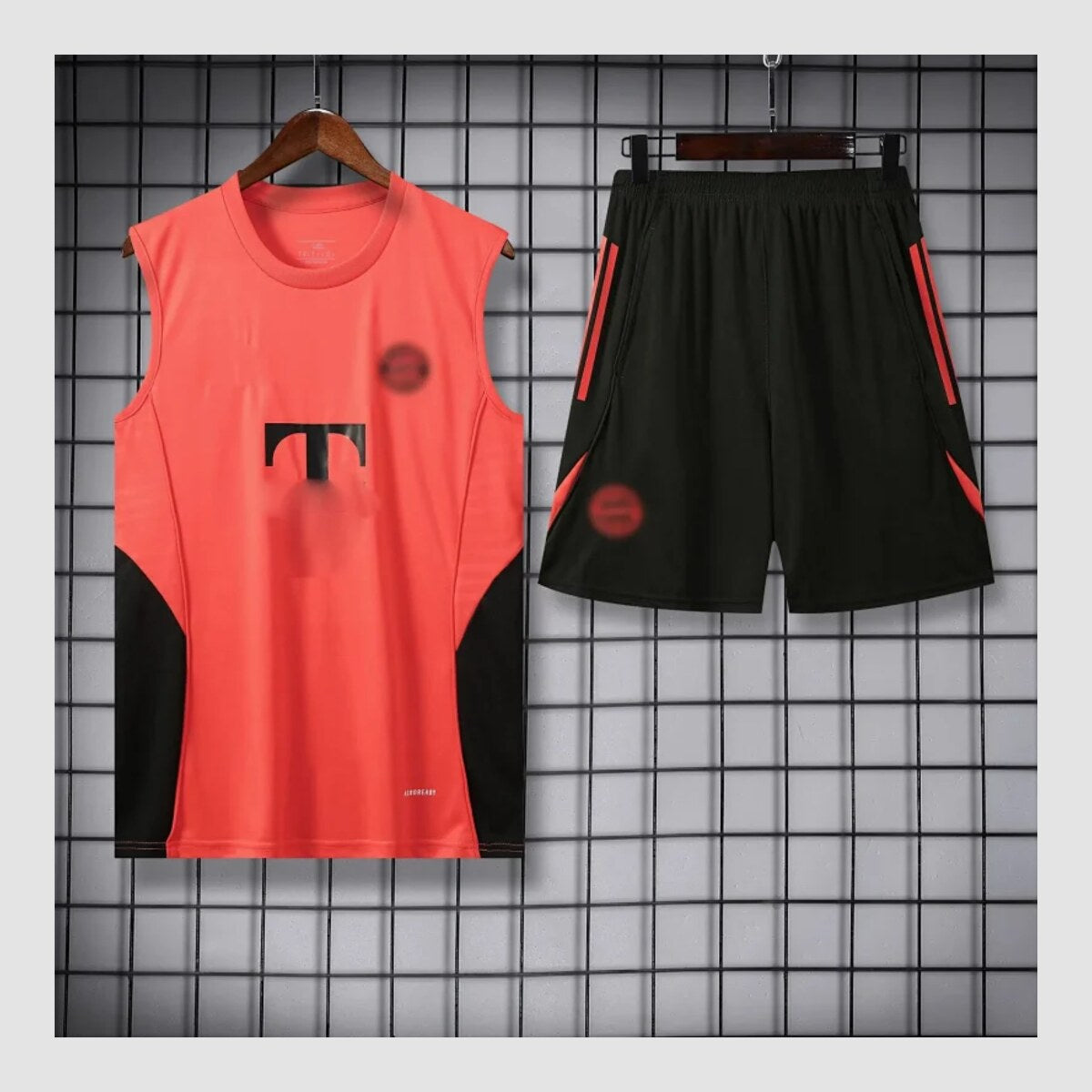 T-shirt Adidas — vue 1