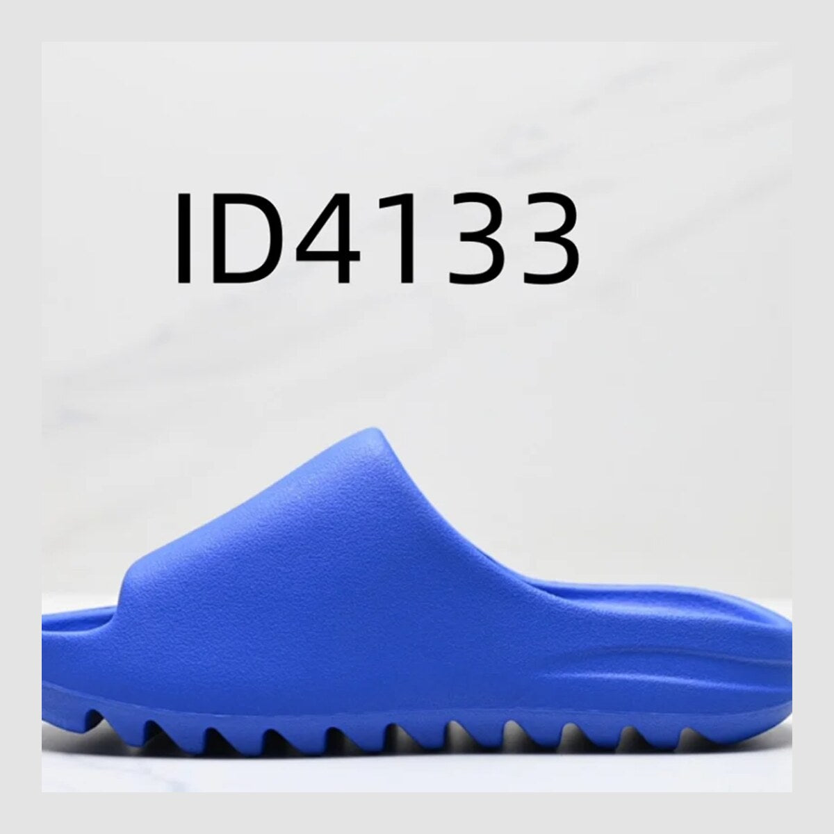 Chaussures Adidas — vue 1