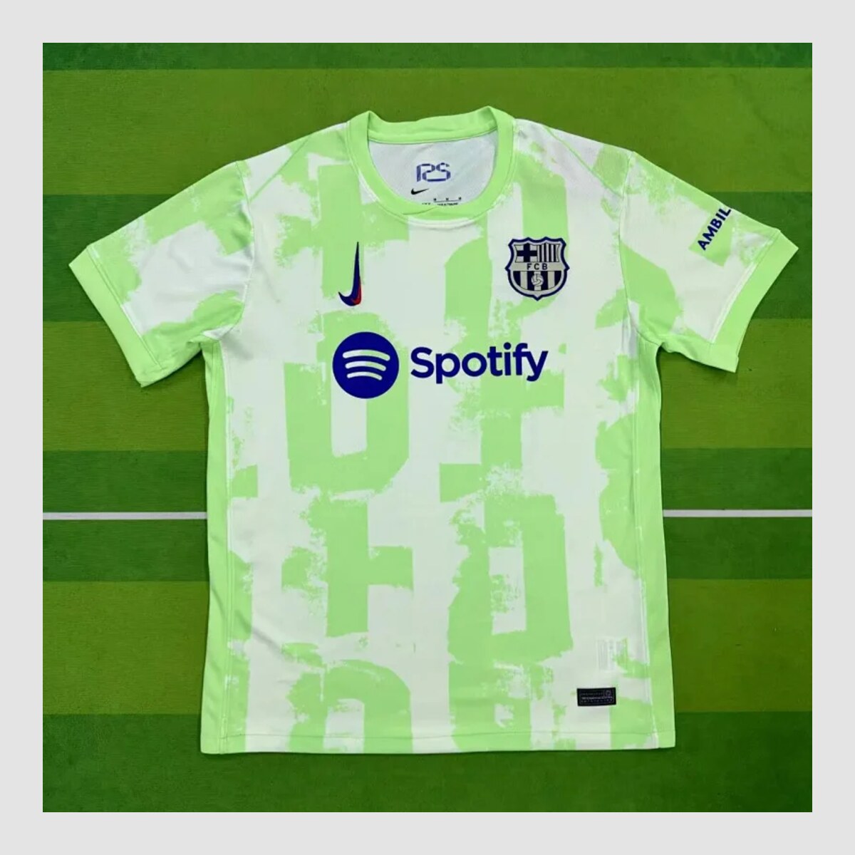 T-shirt Nike — vue 1
