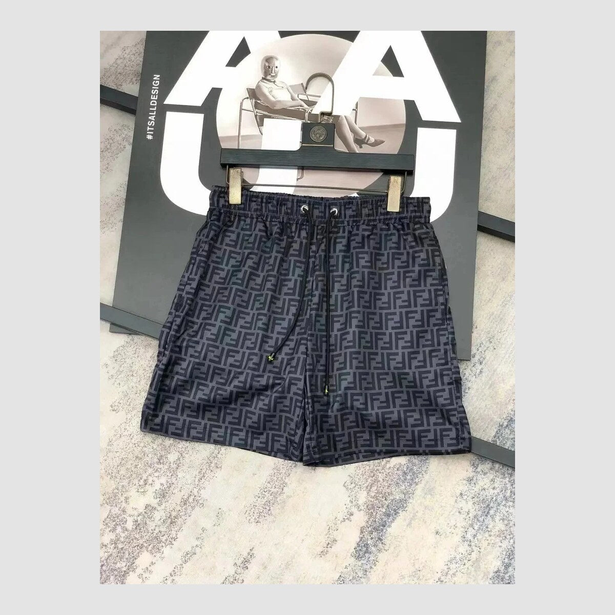 Short ou jogging Fendi — vue 1