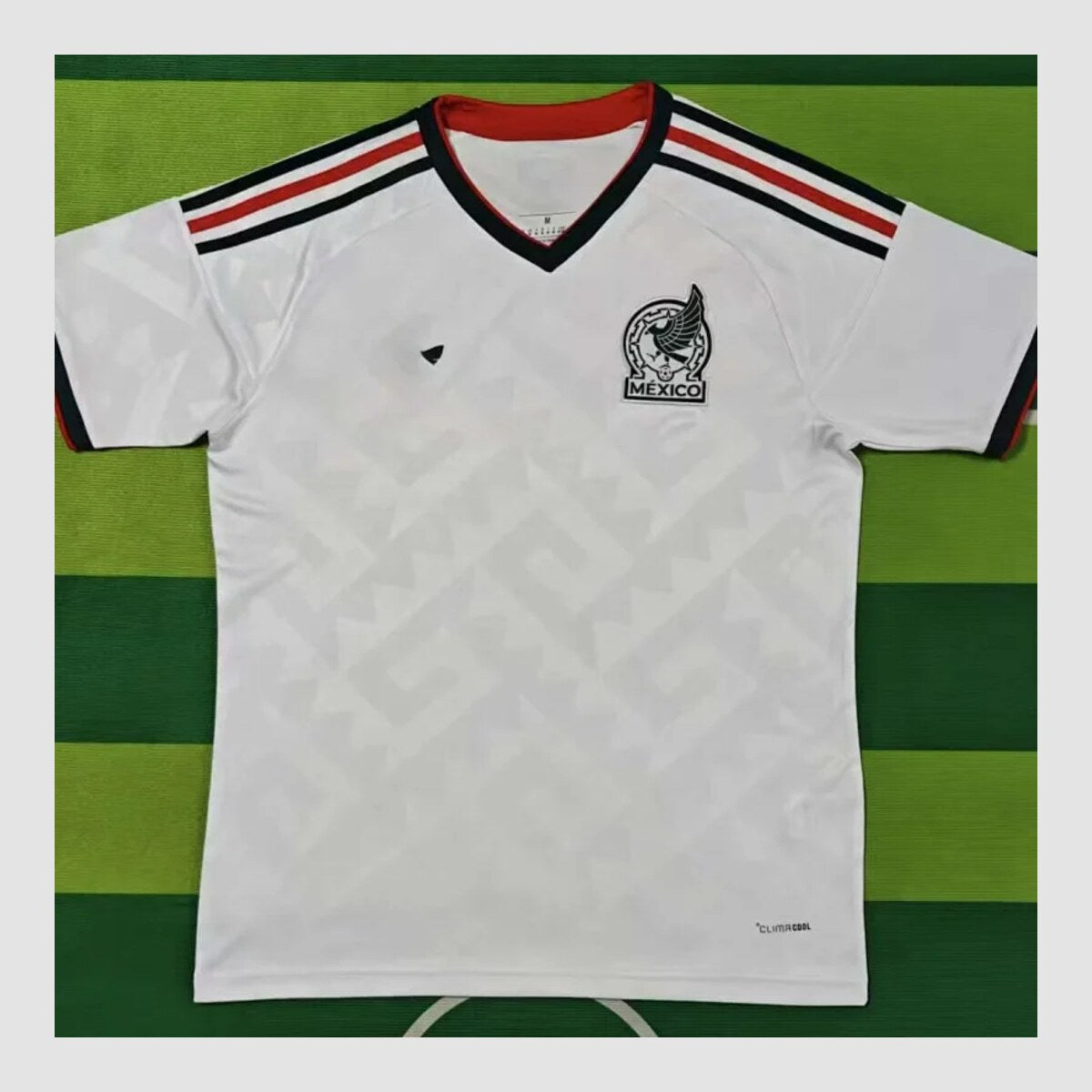 T-shirt Adidas — vue 1