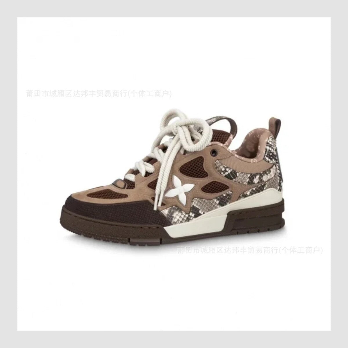 Chaussures Louis Vuitton — vue 1