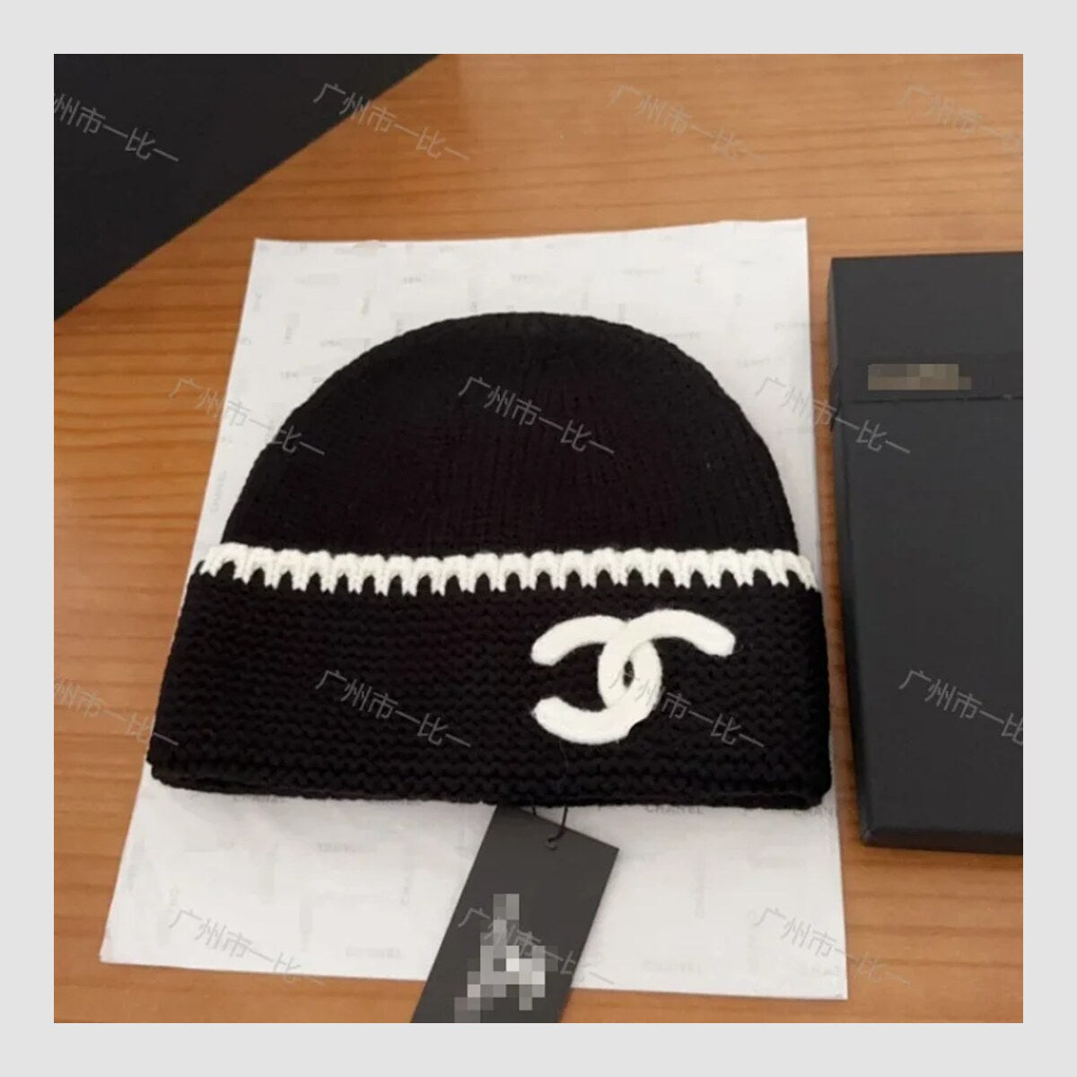 Casquette Chanel — vue 1