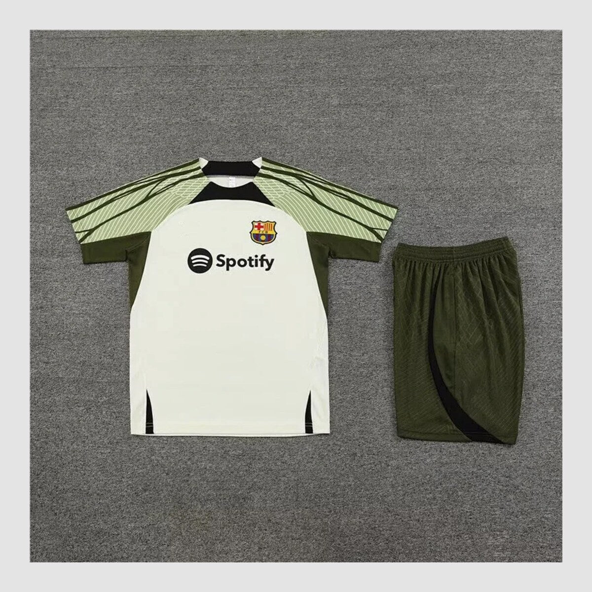 T-shirt Nike — vue 1