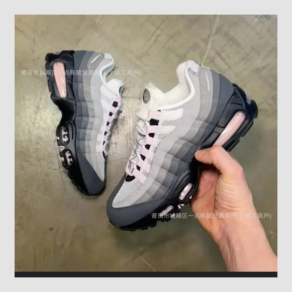 Chaussures Nike — vue 1