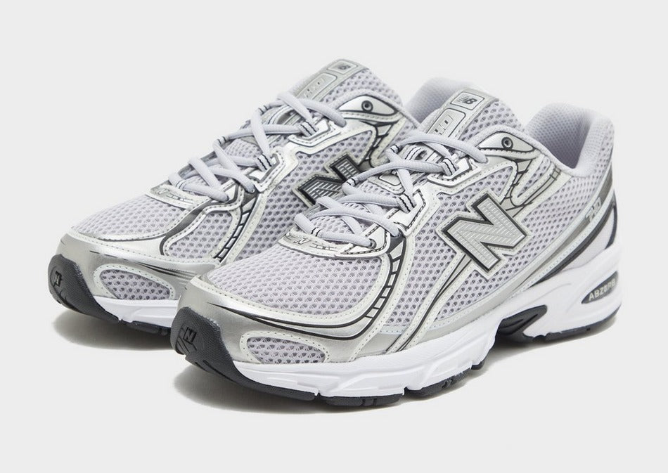 New Balance 740
